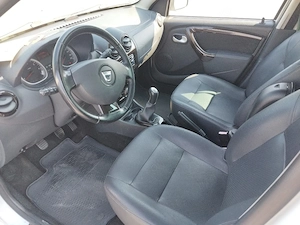 Dacia Duster 4x2, 1.6 benzina euro 5  - imagine 9