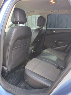 Opel Astra J Sports Tourer 1.4 Turbo + GPL - imagine 12