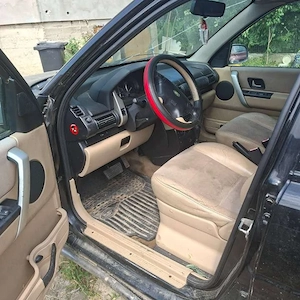 Vând Land Rover Freelander