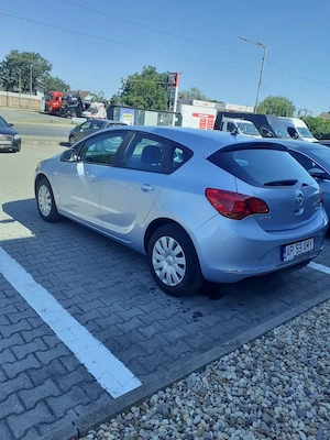 Opel Astra J hatchback 1.6cdti  - imagine 5