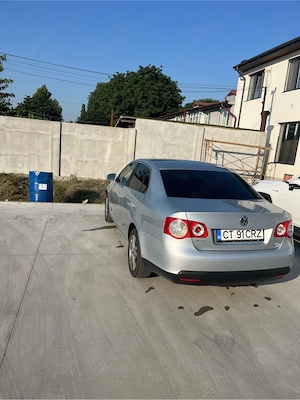 Vw Jetta 1.9 bxe 2008 - imagine 4