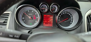 Vând Opel Astra j