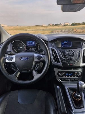 Ford Focus 2013 1.6 tdci 115 cp - imagine 4