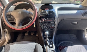 Vând mașină Peugeot 206 - imagine 2