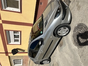 Vând mașină Peugeot 206 - imagine 7