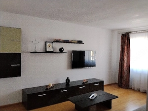 Apartament 2 camere, de inchiriat in zona Robea - imagine 2