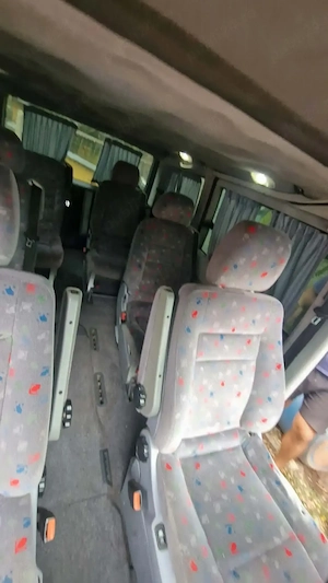 Vând sau schimb Mercedes Vito 2.2 diesel 2001 2.200 negociabil  - imagine 7