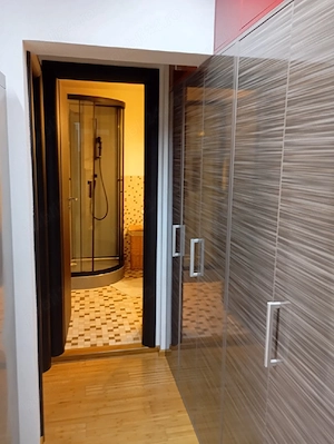 Apartament 2 camere, de inchiriat in zona Robea - imagine 9