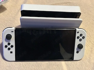 Nintendo Switch OLED  Stare excelentă + Accesorii originale