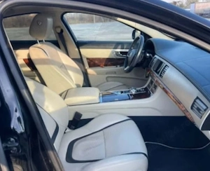 Vând Jaguar XF 3.0 DIESEL V6 - imagine 5