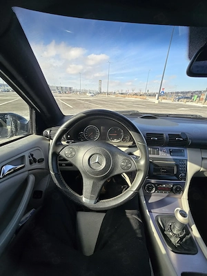 Mercedes benz clc 220 coupe  - imagine 4