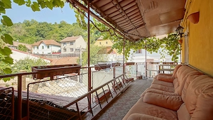 Casă cu 2 apartamente, terasă și garaj, zona Piața Unirii, Brașov - imagine 8