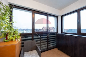 Apartament cu terasa generoasa si loc de parcare -Centru Ghimbav - imagine 14