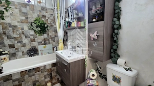Apartament cu 2 camere de vanzare, decomandat, renovat, Girocului - imagine 18