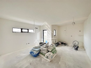 Jumatate de duplex cu 3 camere, de vanzare, Sanandrei, Timis