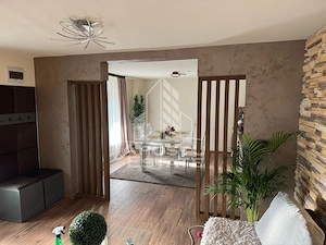 Casa individuala cu 7 camere si hala service,teren 600 mp,Dambovita - imagine 14