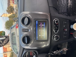 Vând Logan Stepway 1.0 Tce Eco-G 100 - imagine 7