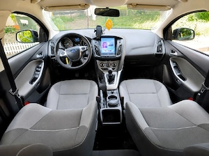 Ford Focus 1.6 benzină clasic MPI, Navi Android - imagine 6
