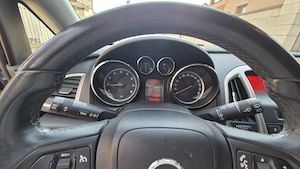 Opel Astra J Hatchback 2010 100,000 Km - imagine 7