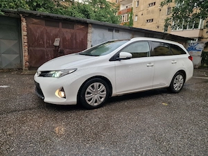 Toyota auris 2014 1.4 diesel 4d4  - imagine 3