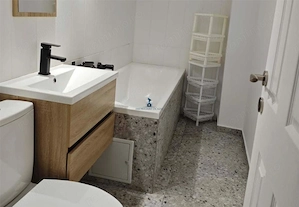 Apartament 3 Camere Decomandat  Bld.  Brancoveanu - imagine 9