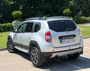 Dacia Duster 4x4 1.5 dci 2017  - imagine 10