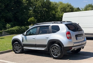 Dacia Duster 4x4 1.5 dci 2017  - imagine 2