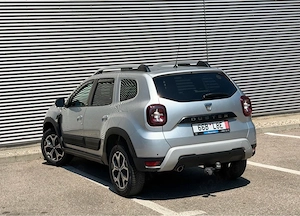 Dacia Duster 2021 1.0 GPL Editie 15 Ani - imagine 9