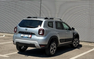Dacia Duster 2021 1.0 GPL Editie 15 Ani - imagine 2