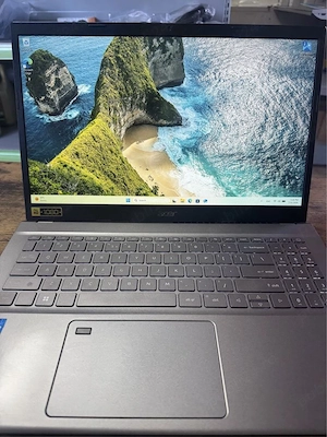 Acer Aspire 5 A515-57 i7-12650H 16GB RAM SSD 512GB FHD Win11
