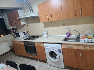 Cameră de închiriat in ap. cu 3 camere in Aleea Cornisa - imagine 4