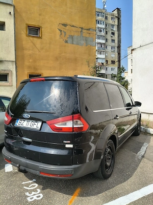 Ford Galaxy  - imagine 4