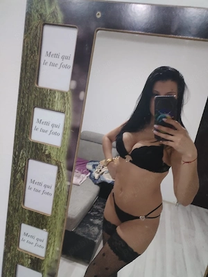 Buna sunt Iulia