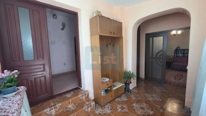 Casă în zona Stadion 1 Mai | Teren 449 mp | Deschidere 17 ml - imagine 6