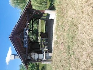 Vând teren plus lac  plus 2 cabane si foisor - imagine 7