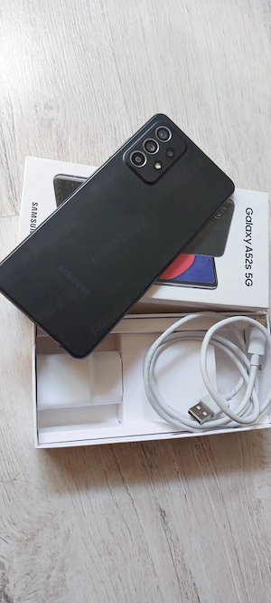 Samsung Galaxy a52s 5g 6gb ram 128gb arată si funcționează impecabil