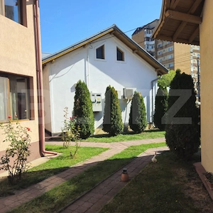 Oportunitate Unică  Vilă de Vis în Zona Centrala si doua spatii comerciale  - imagine 2