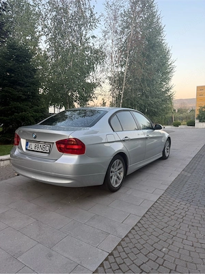 Bmw 320 e90 proprietar 10 ani - imagine 5