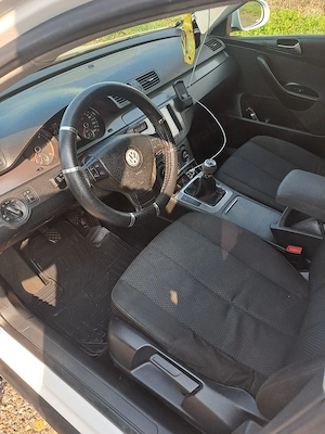 Vând wolkswagen passat b6 - imagine 3