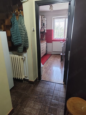 Apartament 3 camere decomandat - imagine 2