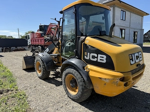 Vola încărcător frontal   Jcb 409  furci - imagine 3