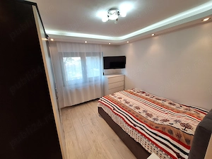 Apartament 3 camere, etaj 2,la Piata Mare - imagine 7