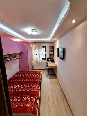 Apartament 3 camere, etaj 2,la Piata Mare - imagine 9