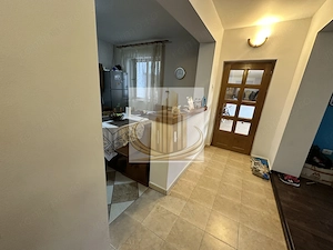 Casă 160 mp + atelier 200 mp + anexă + teren 1.000 mp | Exclusivitate - imagine 8
