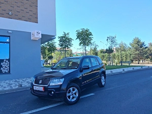 Suzuki Grand Vitara 4x4 - imagine 2