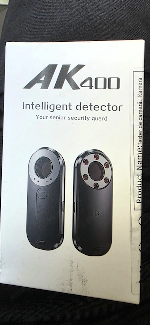Detector de camere si microfoane