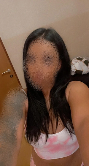   Buna sunt Alina, fac si deplasari...Poze 100% Reale  