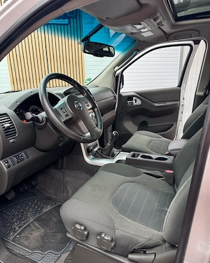 NISSAN NAVARA . Clima , Navi , Trapa , Euro 5 , Lada 150x145 cm , RAR+ITP . Garantie 12 luni , Buy-B - imagine 19