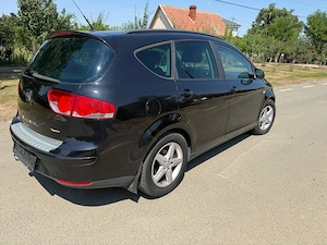 Seat Altea XL 2011 1.6 Tdi - imagine 3