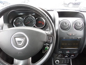 Dacia Duster 4X4 1,5DCi 110cp 2016, la 118 de mii de km REALi, in stare FOARTE buna! - imagine 8